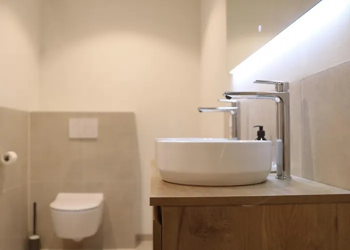 Liefst In Lejlighed *